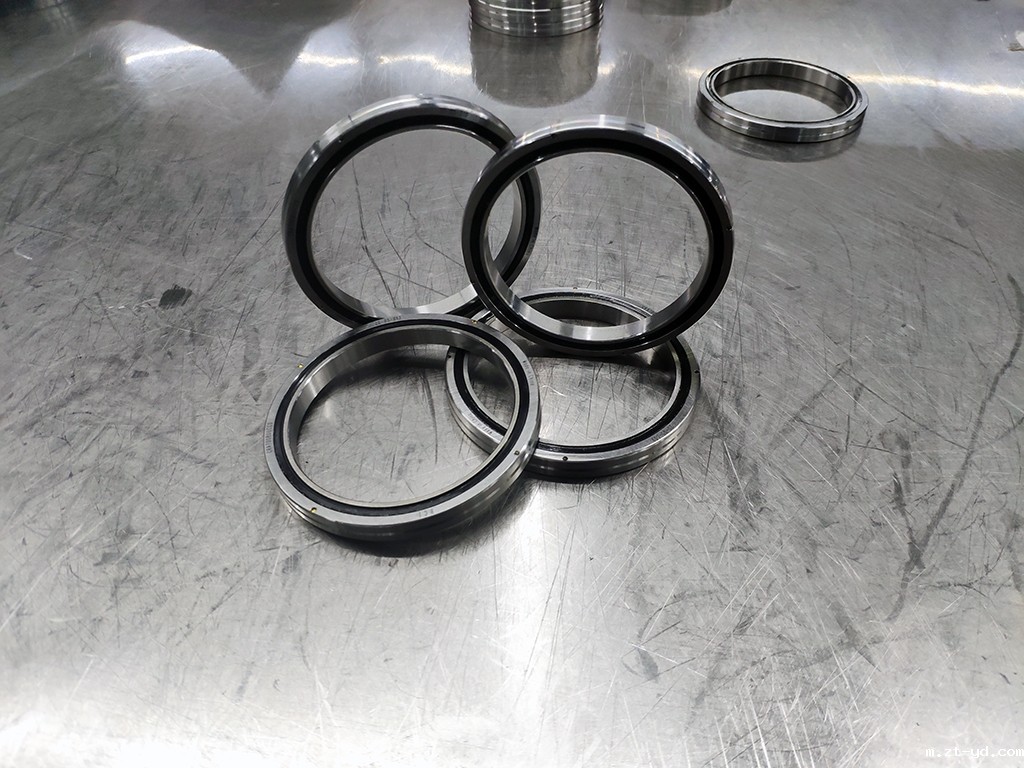 CRBH12025.jpg CRBH12025.jpg